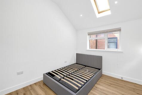 LondonRoad-02.jpg