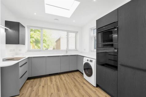 2-113-LondonRoad-06.jpg