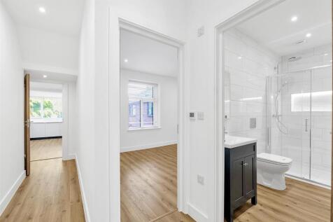 2-113-LondonRoad-11.jpg