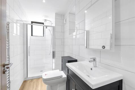 1-115-LondonRoad-06.jpg