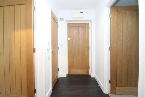 Flat 4 Porters Wood House - New Photos 2022 (13).J