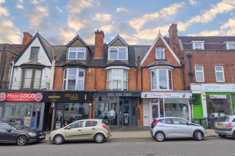 112a London Road - Front.jpg
