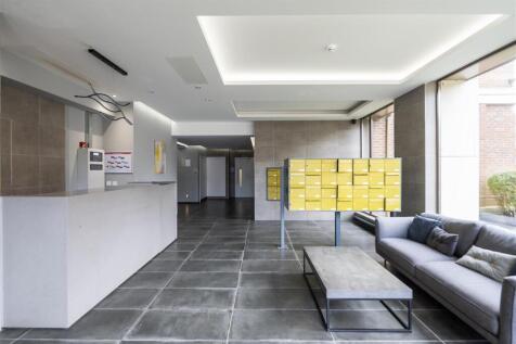 78-ziggurat-house-01 (11).jpg