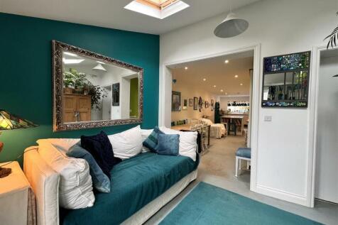 Sitting Room: