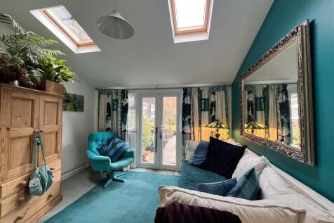 Sitting Room: