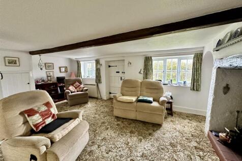 Sitting Room: