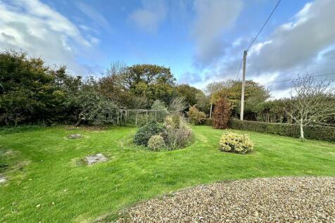Front Gardens and Parking: