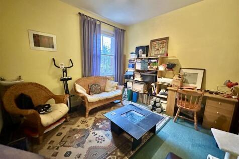 Snug/Study: