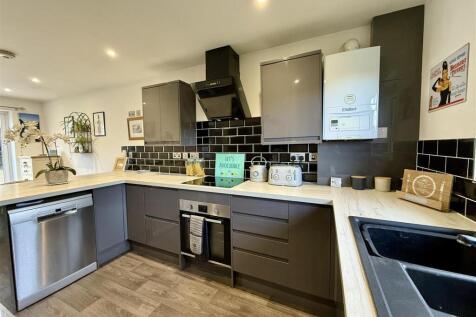 Kitchen dining room: