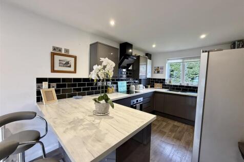 Kitchen dining room: