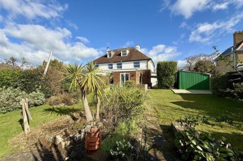 Rear Garden: