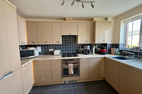 Kitchen: