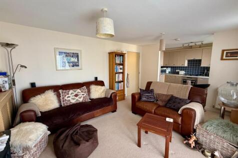 Living Room: