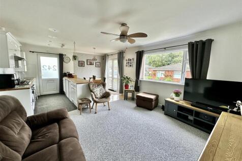 Open Plan Living Area: