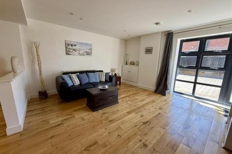Sitting Room: