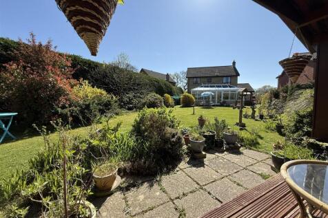Rear Garden: