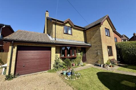 Front Gardens &amp; Parking:
