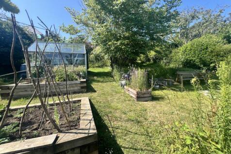 Rear Garden: