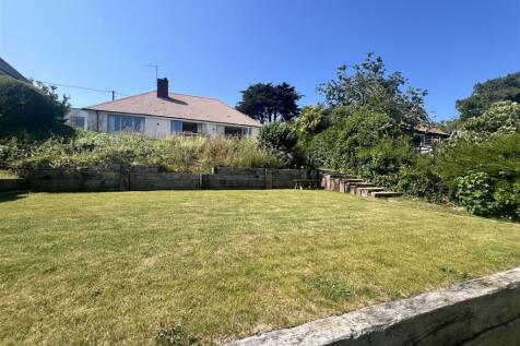 Rear Garden: