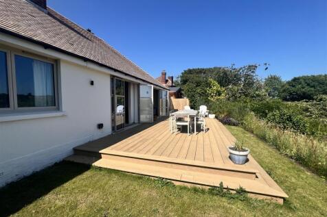 Rear Garden: