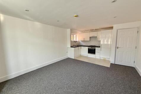 Living Area:
