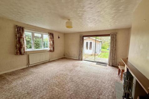 Living Room: