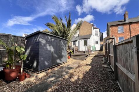 Rear garden: