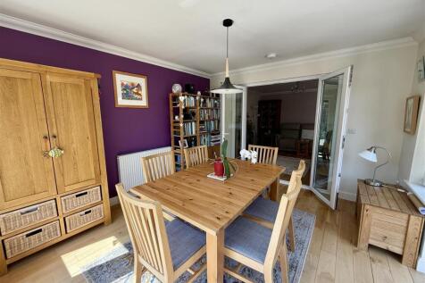 Dining Room:
