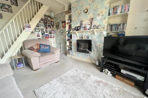Living Room: