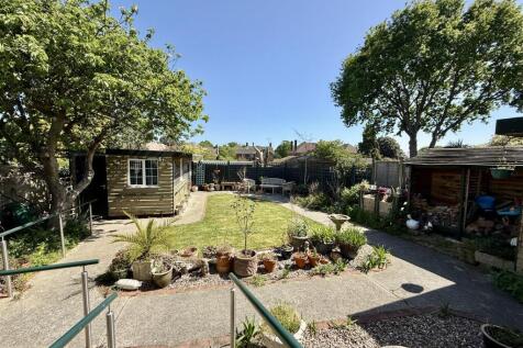 Rear Garden: