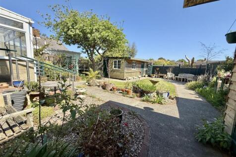 Rear Garden: