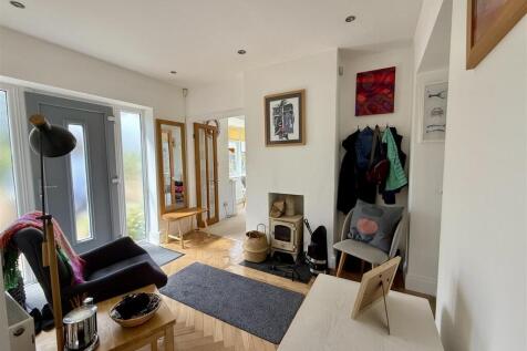 Hallway/Snug: