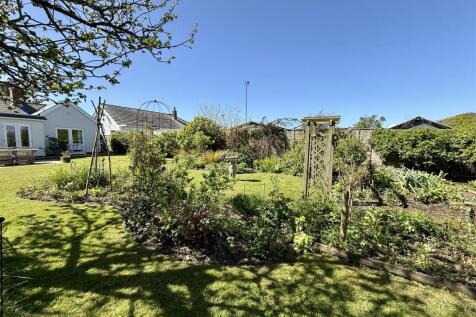 Rear Garden: