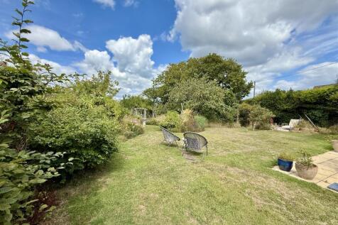 Rear Garden: