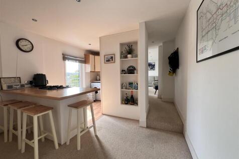 Kitchen: