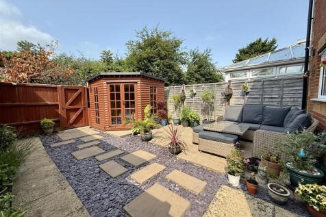 Rear Garden: