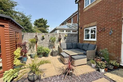 Rear Garden: