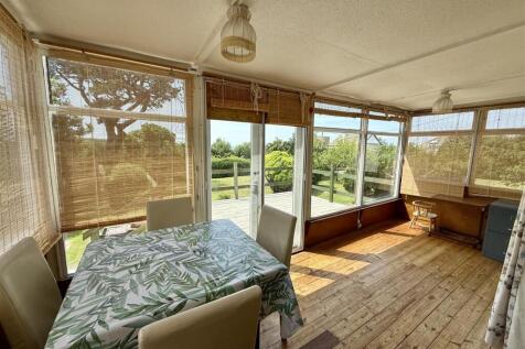 Sitting Room: