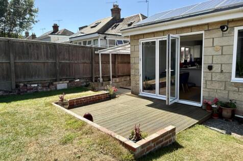 Rear Garden:
