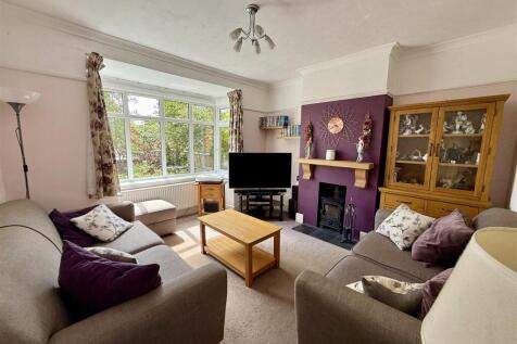 Sitting Room: