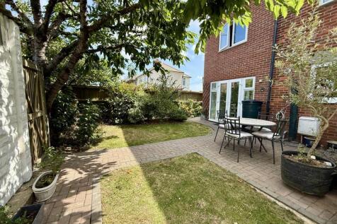Rear Garden: