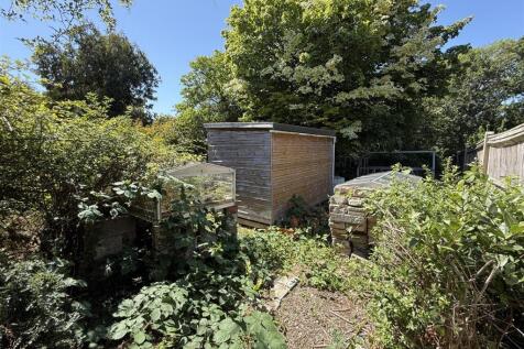 Rear Garden: