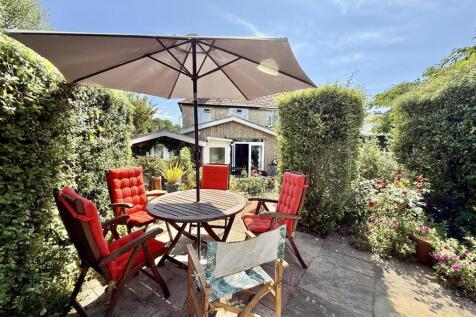 Rear Garden: