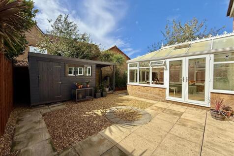 Rear Garden: