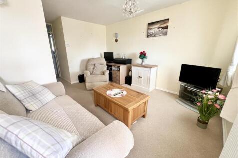 Living Room: