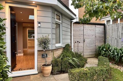 Front Gardens & Parking: