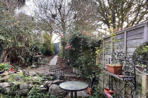 Rear Garden: