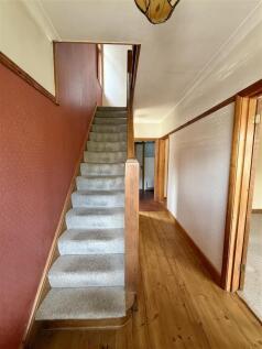 Entrance Hallway: