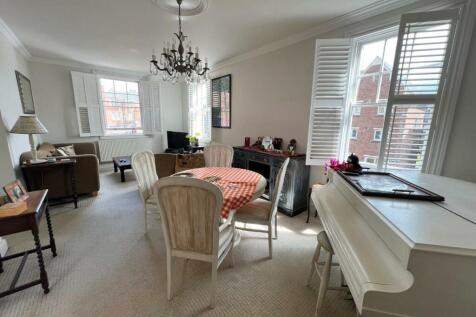 Sitting Room.jpg