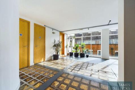 Communal Entrance Hall